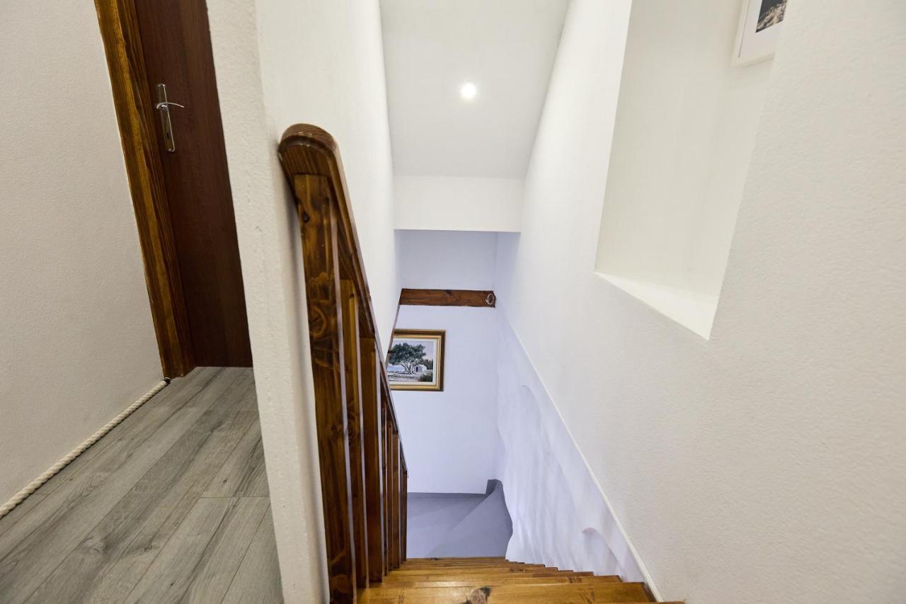Stone House Biskup Apartment Babino Polje Exterior photo
