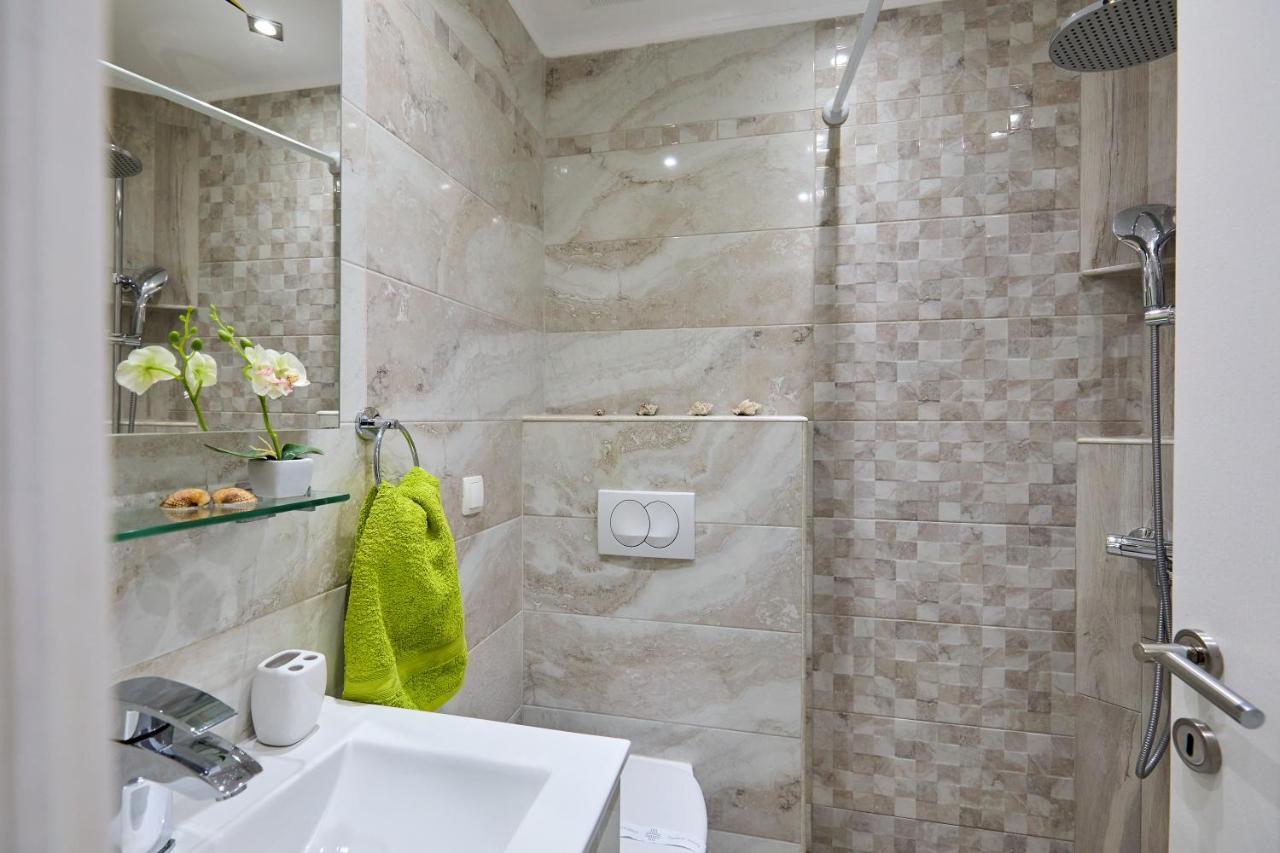 Stone House Biskup Apartment Babino Polje Exterior photo